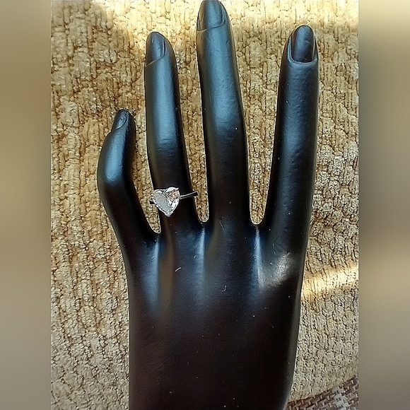 Gold Ring 14k Solid White Gold CZ Heart Shaped Ring - Picture 5 of 15